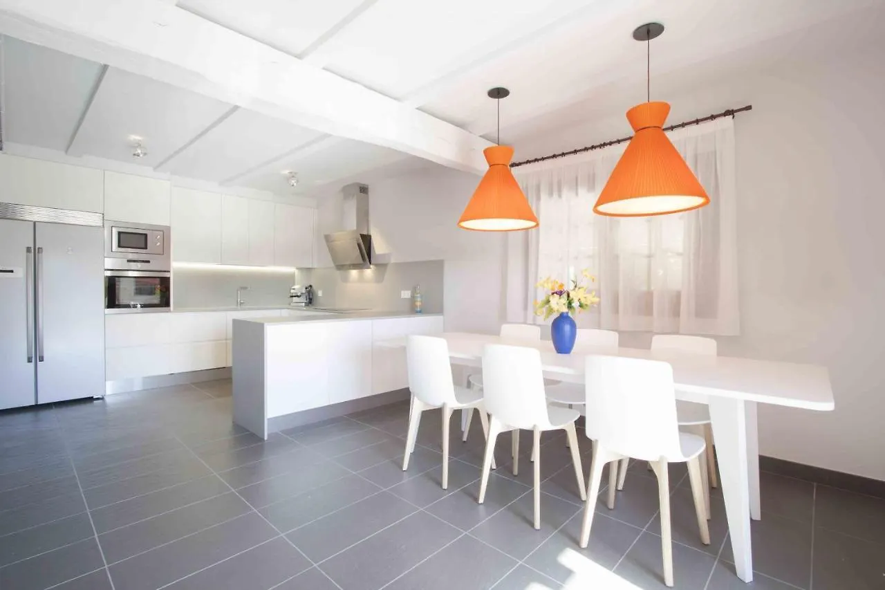 Basquevillas | Villa Oasis San Sebastian 0*,  Spain